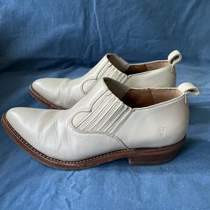 Frye Billy booties Size 6.5